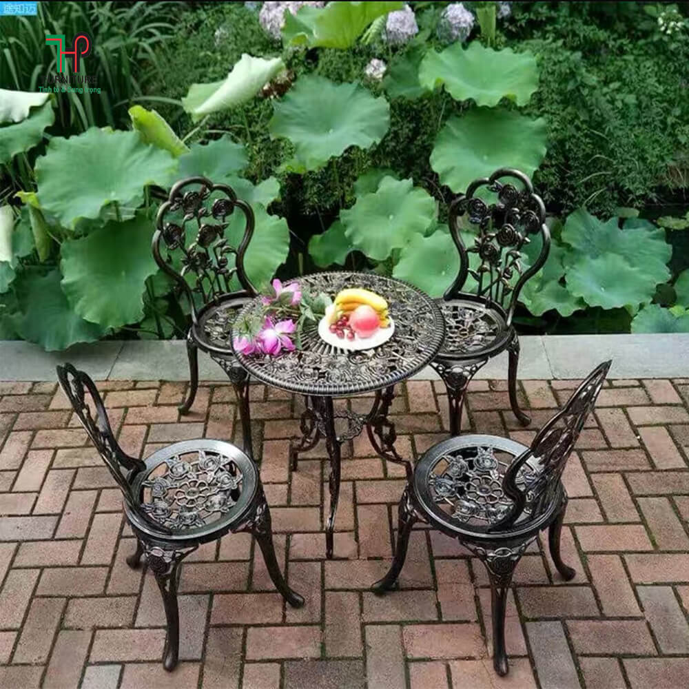 Bàn ghế hợp kim tròn sân vườn (1)